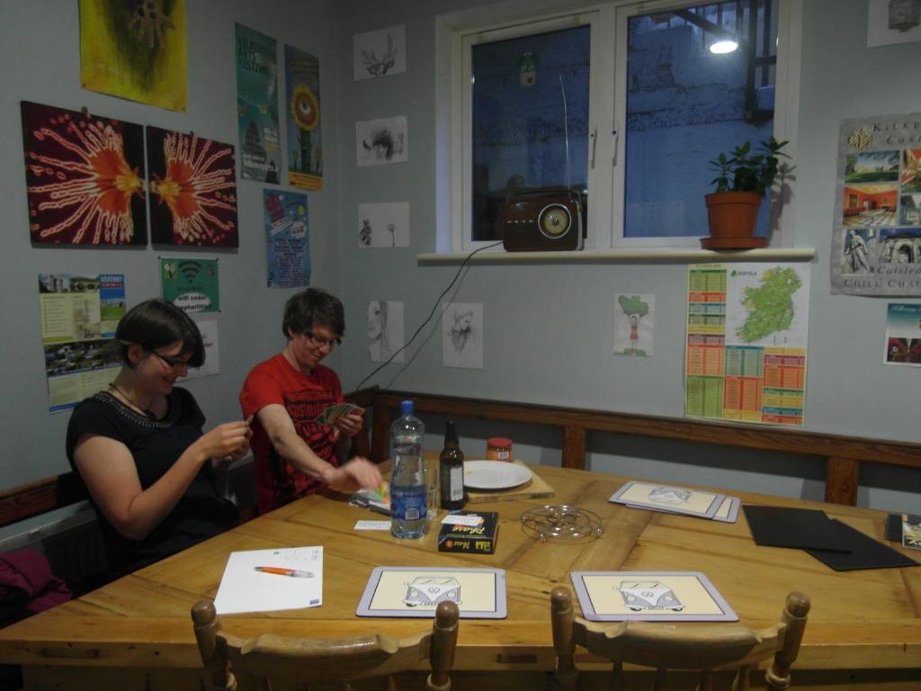 Macgabhainns Backpackers Hostel คิลเคนนี ภายนอก รูปภาพ