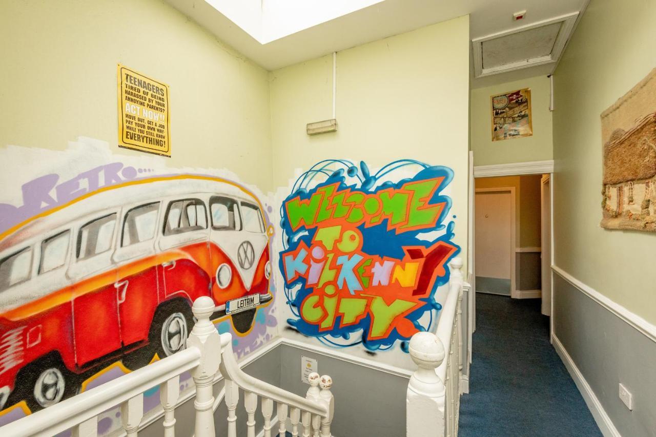 Macgabhainns Backpackers Hostel คิลเคนนี ภายนอก รูปภาพ